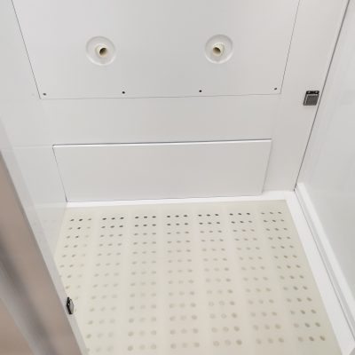 Polypropylene Single Person Airshowers 90 Degree